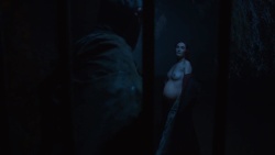 Carice van Houten - Game Of Thrones S02E04 (2012) [1080p] XOUa3BNt