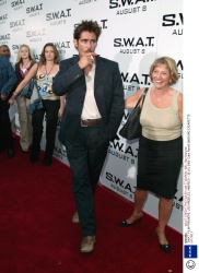 Колин Фаррелл (Colin Farrell) S.W.A.T. at the world premiere, Los Angeles, 30.07.2003 (89xHQ) Z2Onogw7